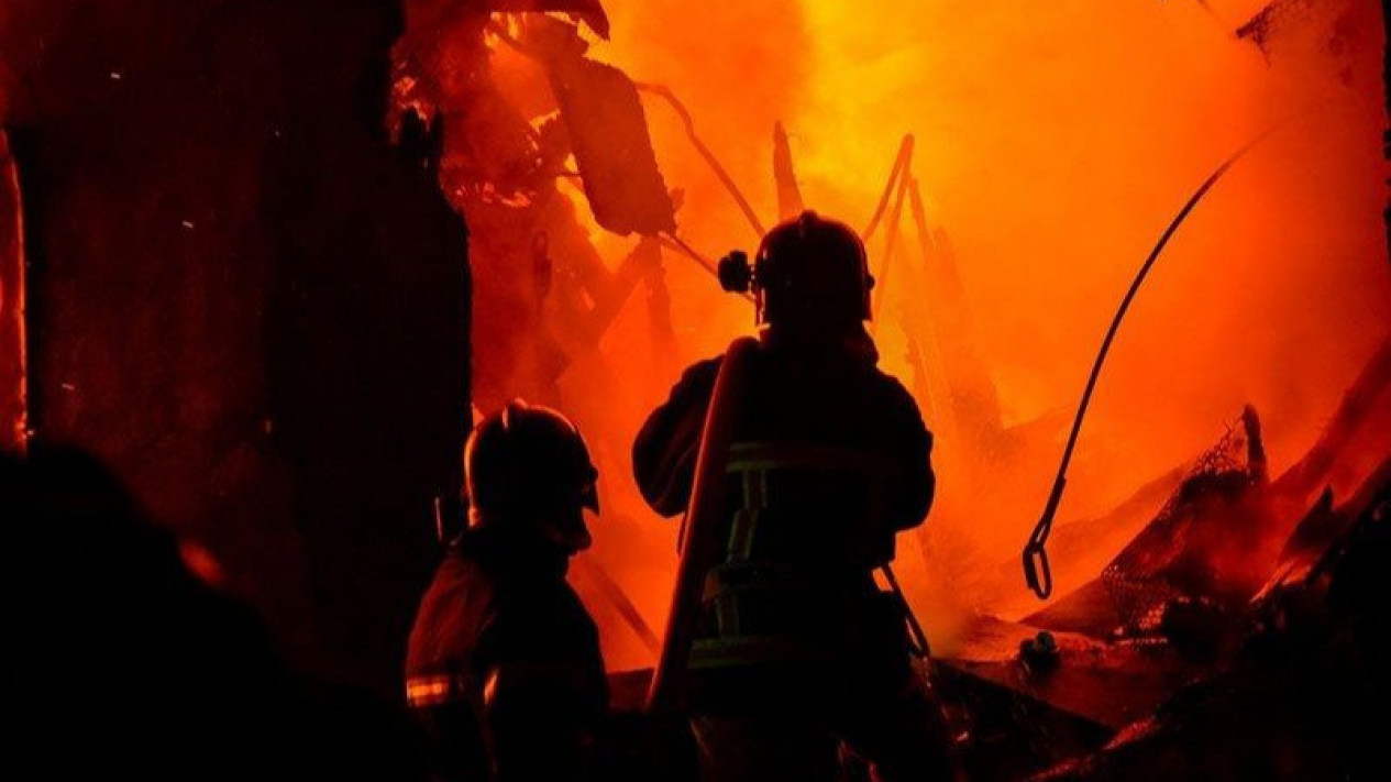 Kebakaran di RS Rujukan Covid-19 Rumania Tewaskan Dua Pasien
            - galeri foto