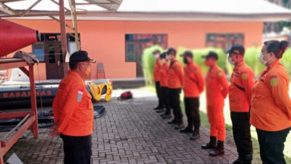 Tim SAR Lakukan Pencarian Warga Yang Hilang di Danau Tondano