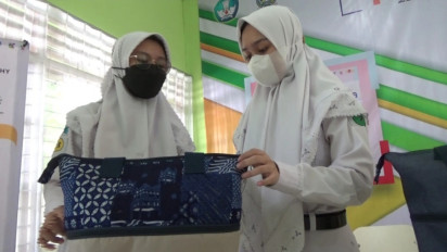 Ajaib! Tas Ciptaan Pelajar di Gresik Ini Bisa Bunuh Bakteri dan Kuman