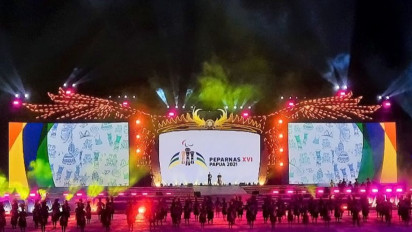 Penutupan Peparnas XVI Papua Dimeriahkan Tarian Tradisional Dari Delapan Provinsi