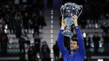 Novak Djokovic Dianugerahi Trofi Petenis Nomor 1 Dunia ATP Akhir Tahun