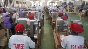 DPR Minta Pemerintah Pantau Kepatuhan Pengusaha Soal Upah Pekerja