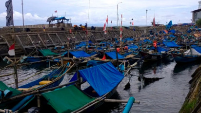 Cuaca Buruk Ratusan Nelayan Cianjur Tidak Melaut