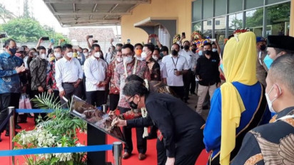 Menpan RB Tjahjo Kumolo Resmikan Mall Pelayanan Publik Ke 6 Di Jawa Barat