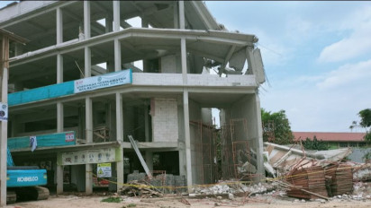 Empat Pekerja Tertimpa Bangunan SMAN 96 yang Roboh Diperbolehkan Pulang dari RS