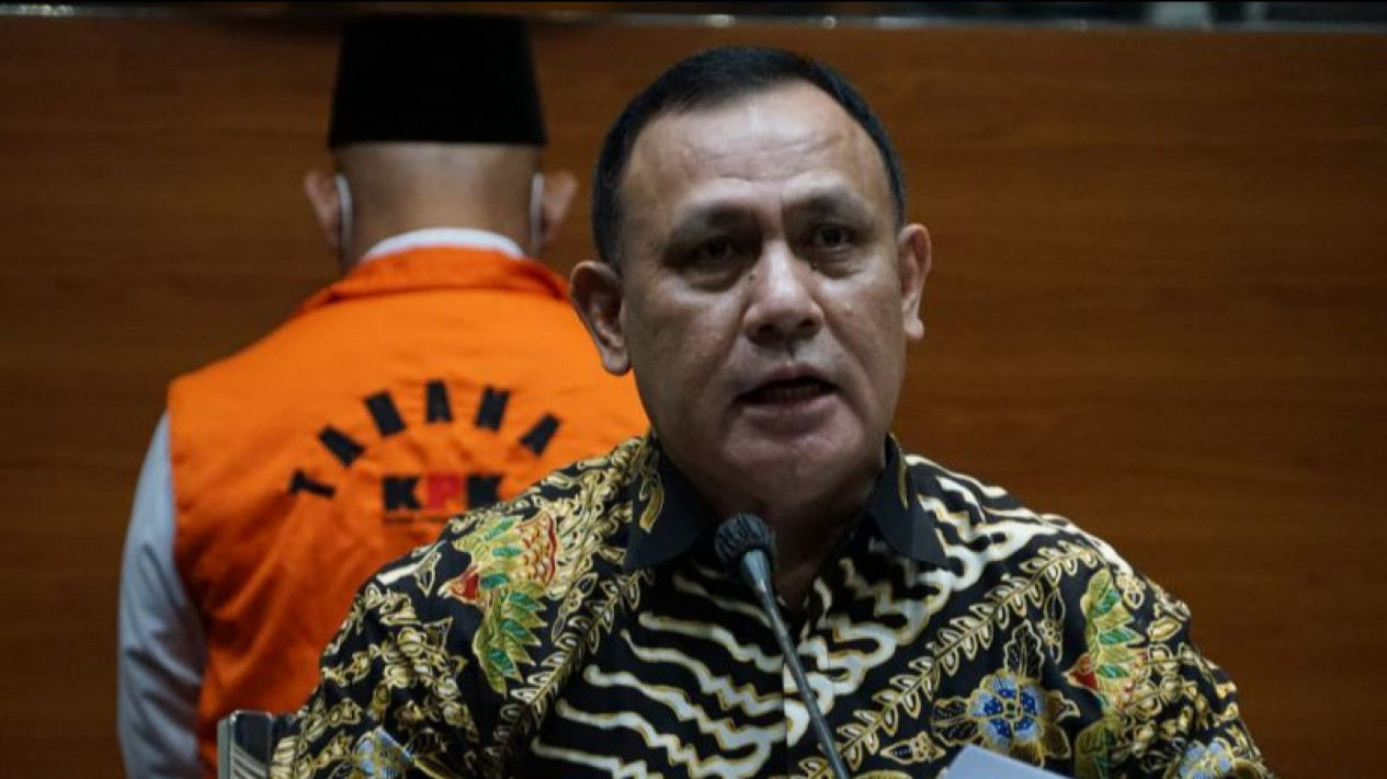 KPK Duga Bupati Hulu Sungai Utara Terima Suap Rp18,9 Miliar
            - galeri foto
