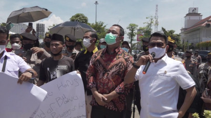 Moeldoko Diusir Pendemo Ketika Akan Berbicara di Aksi Kamisan Semarang