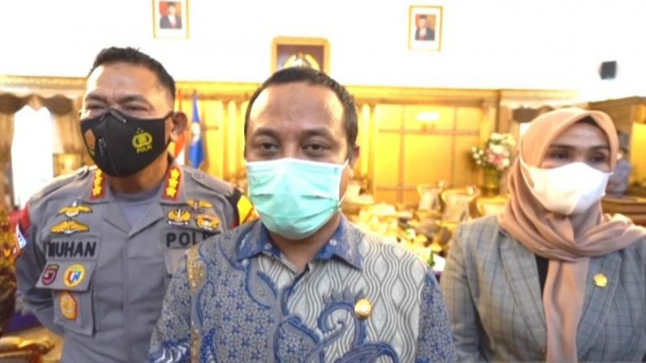 Upah Minimum Provinsi Sulsel Naik Rp876
            - galeri foto
