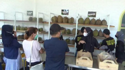 Royale: Pusat Durian Terbesar di Surabaya yang Manjakan Pelanggan, Dijamin Rasanya Enak dan Ada Garansinya Pula