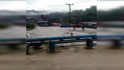 Banjir Luapan Anak Sungai Rendam Puluhan Rumah di Kota Makele, Picu Kepanikan Warga