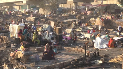 Ratusan Rumah Kawasan Permukiman Kumuh di Kota Karachi Paksitan Ludes Terbakar