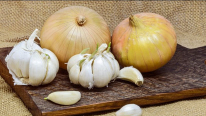 Mau Tau Manfaat Kulit Bawang, Ini Dia Ulasannya