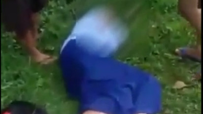 Viral, Video Seorang Anak Perempuan Mendapat Aksi Kekerasan dari Sejumlah Perempuan Lain