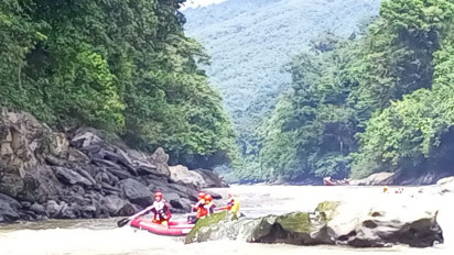 Wisata Gerbang Satria Manjakan Pecinta Arung Jeram Dengan Pemandangan Alam Yang Indah