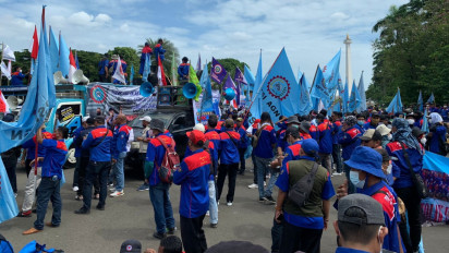 Ribuan Buruh dari DKI-Jabar-Banten Demo di Jakarta, Aksi Berlangsung di MK dan Balai Kota