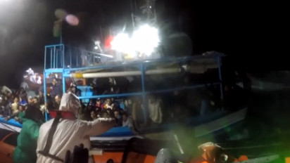 Petugas Pantai Italia Selamatkan 296 Imigran di Perairan Lampedusa