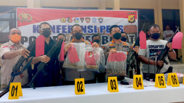 Empat Pemberondongan Pos Polisi Panton Reu Menyerahkan Diri