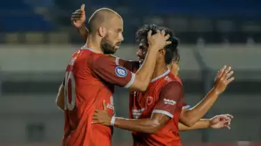 Dokumentasi. Pesepakbola PSM Makasar Anco Jansen (kiri) Melakukan Selebrasi,