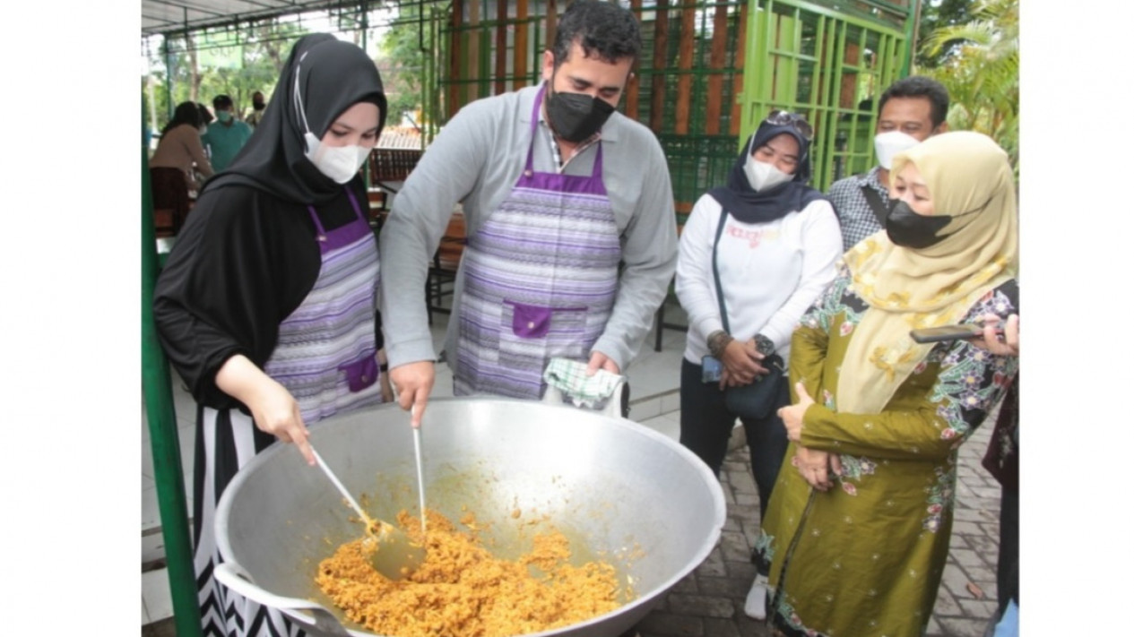 Wow, Nasi Goreng Kebuli Mangga Hadir Di Kota Probolinggo
            - galeri foto