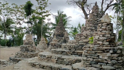 Unik, Seorang Penambang Batu di Kulon Progo Sukses Membuat Replika Candi