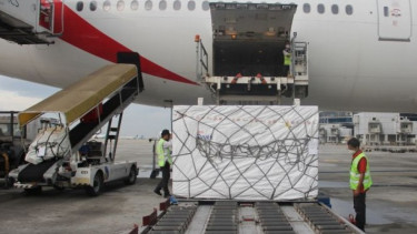 Indonesia Terima Satu Juta Dosis Vaksin COVID-19 Pfizer dan AstraZeneca