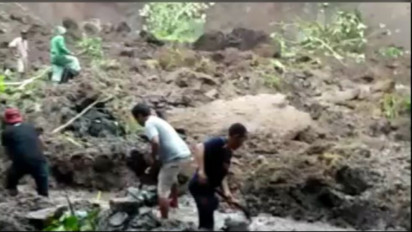 Abai Terhadap Imbauan, Pekerja Ladang Hilang Tertimbun Tanah Longsor