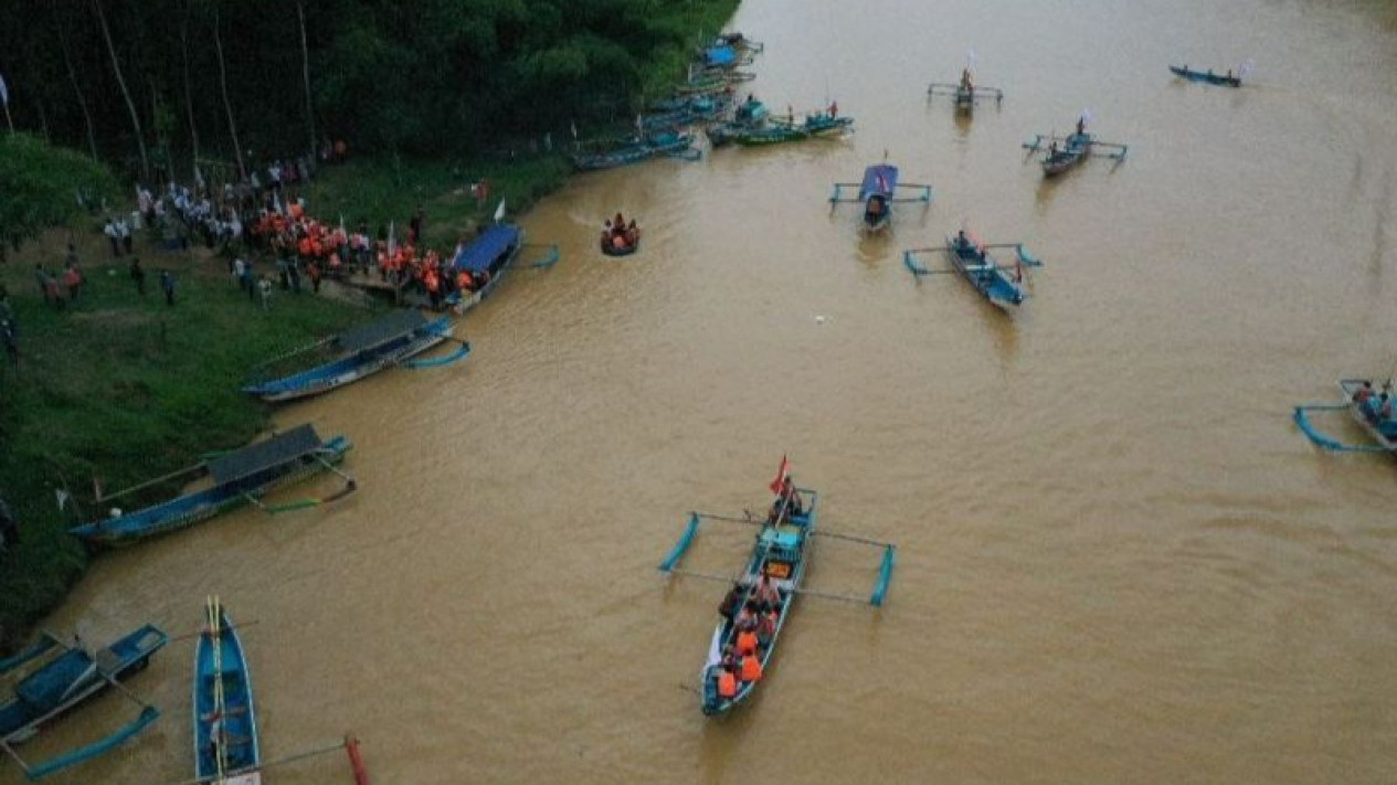 BNPB Perkuat Kapasitas Mitigasi Tsunami Melalui Sapa Desa Tangguh Bencana
            - galeri foto