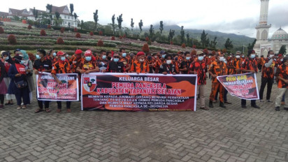 Seribuan Massa PP Datangi Gedung DPRD Tapanuli Selatan, Tuntut Junimart Girsang Minta Maaf