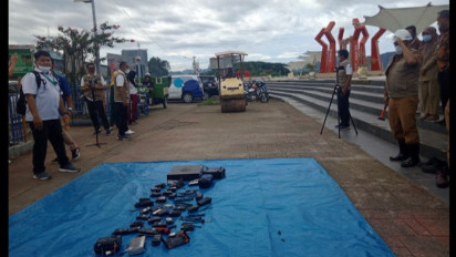 Perangkat Radio Frekuensi & HT  Ilegal Tak Berizin di Mamuju Dimusnahkan