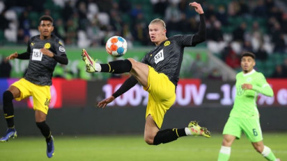 Dortmund Batal Jual Tiket Laga Kontra Bayern Munchen Akibat Lonjakan Kasus Covid-19