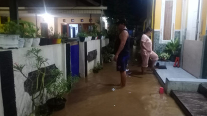 Sungai Kedunggaleng Meluap Dua Desa Di Kecamatan Dringu Probolinggo Terendam Banjir