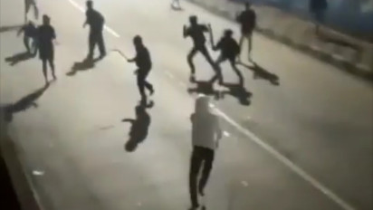 Duh! Video Tawuran Antar Remaja dengan Senjata Tajam  Viral di Media Sosial. Warga Resah, Dalam Seminggu Tiga Kali Tawuran.