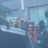 Dua Korban yang Tewas Akibat Kebakaran Gedung Cyber 1 Mampang Merupakan Siswa SMK Taruna Bhakti