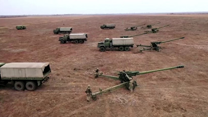 Militer Ukraina Gelar Latihan Artileri di Dekat Perbatasan Wilayah Krimea