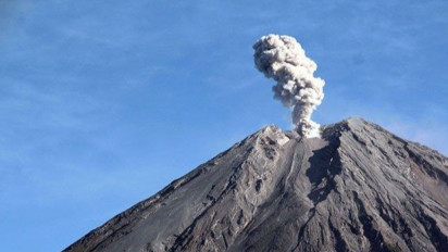Erupsi Semeru, Dongeng Rakyat Seputar Gunung Tertinggi di Jawa