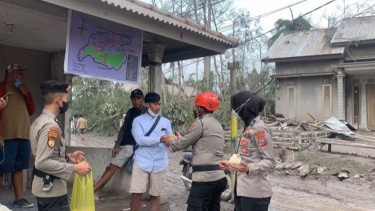 Polri Gelar Operasi Aman Nusa II Untuk Atasi  Dampak Erupsi Semeru
