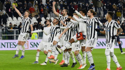 Massimiliano Allegri Catatkan Kemenangan ke-250 Usai Juventus Kalahkan Genoa 2-0