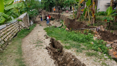 Tanggul Bengawan Solo di Bojonegoro Ambles, Warga Pinggir Sungai Resah
