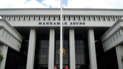 Mahkamah Agung Lantik 11 Hakim Agung Serta Tiga Hakim Ad Hoc HAM dan Tipikor