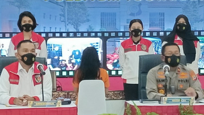 Wow! Dari Aksi "Pamer Aurat" Siskaeee Raup Miliaran Rupiah