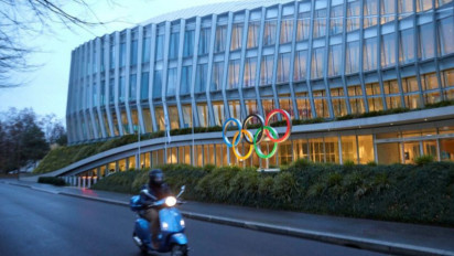 Swiss Kerahkan 2.500 Tentara Tangani Lonjakan Covid-19