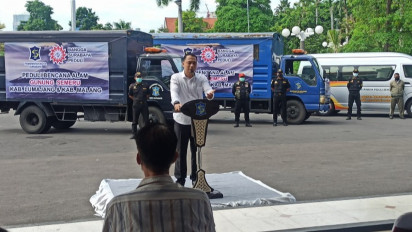 Tiga Mobil Bantuan Kemanusiaan untuk Korban Erupsi Semeru Kembali Diberangkatkan Pemkot Surabaya