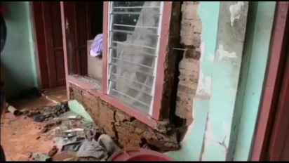 Tebing Setinggi 15 Meter di Majalengka Ambruk Timpa Rumah Warga