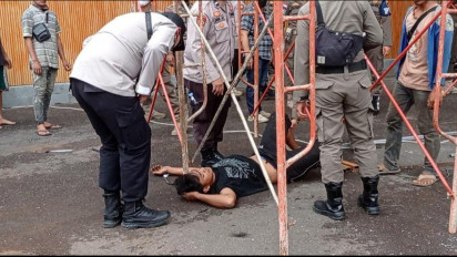 Tak Gunakan Alat Pengaman, Seorang Pekerja di Kantor Gubernur Sumsel Jatuh dari Ketinggian 10 Meter