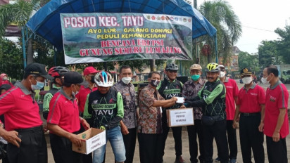 Galang Bantuan untuk Korban Erupsi Gunung Semeru, Pejabat Forkopimcam Tayu Pati Turun ke Jalan