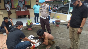 Pura-Pura Adu Ayam, Seorang Oknum Pelajar Kedapatan Curi Ayam