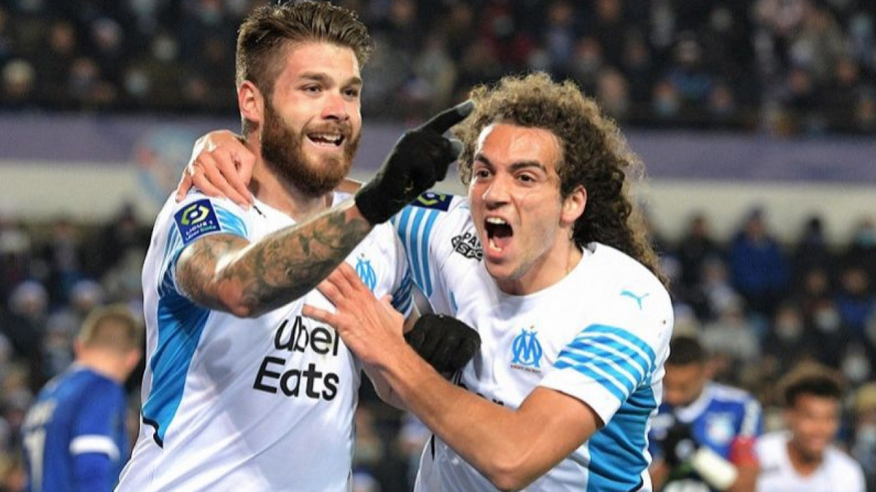 Marseille Amankan Posisi Kedua Klasemen LIga Prancis Usai Tekuk Strasbourg 2-0
            - galeri foto