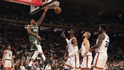 Ungguli Knicks, Bucks Cetak 24 Point