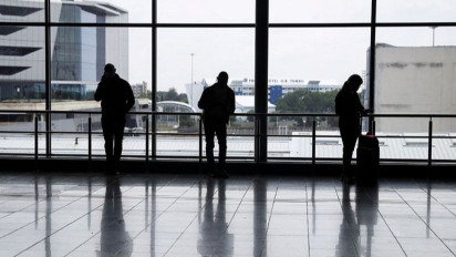 WHO Katakan Bukti Awal Mengindikasi Vaksin Covid-19 Mungkin Kurang Efektif Terhadap Varian Baru Omicron