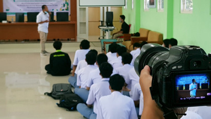 Akhir Semester Gasal 2021-2022, Siswa Ikuti Diklat Jurnalistik, Hindari Berita Hoax